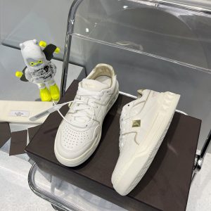 Valentino One Stud Low-Top Calfskin Sneaker