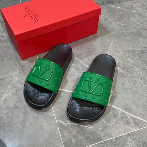 Valentino Garavani Summer V Logo Singature Sandal In Green